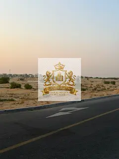 New property offering in Al-Hawshi: 3-year installment plan, freehold ownership for Arabs.
