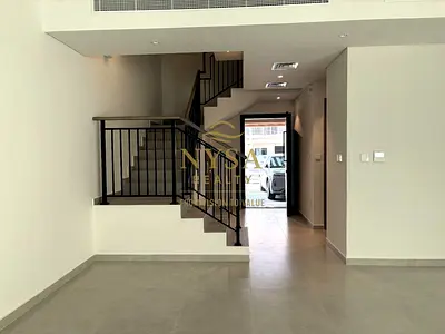 4BR Villa | Garden & Terraces | Verona