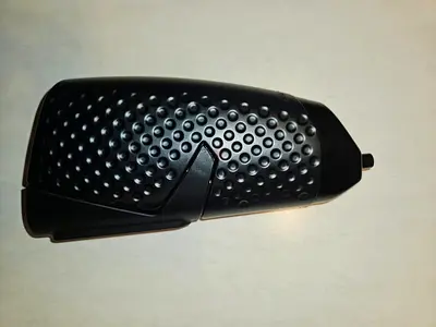 2x Aero Bottles with Built-in Cage (1 good + 1 damaged top)