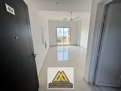 First occupancy | 3-bedroom apartment (all master bedrooms) with a living room | Built-in wardrobes 