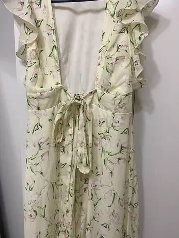 Light cream floral women's summer dress with ruffle straps, size approx M