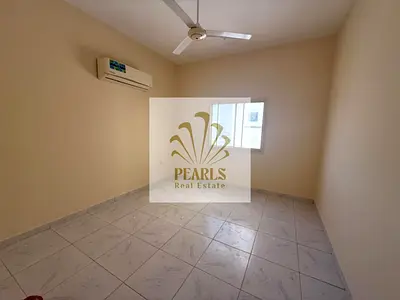 غرفة وصالة بالروضة 1 مقابل كنز مول 25.988 درهم سنويا حمام وبلكونة والدفع 4 أو 6 شيكات وموقع مميز قريب من الخدمات في عجمان