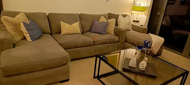 Comfortable L-shaped 4-seater Sofa with Chaise - Neutral Grey