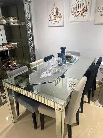 Table and cup cabinet