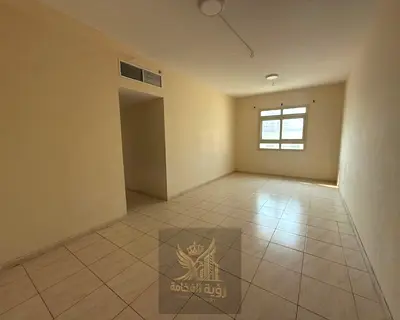 شقة للإيجار السنوي في الشارقة – منطقة المجرة شقة مميزة بموقع حيوي بجوار الحديقة والكورنيش، مناسبة للعائلات وتوفر مساحة عملية وإطلالة مفتوحة في منطقة ق