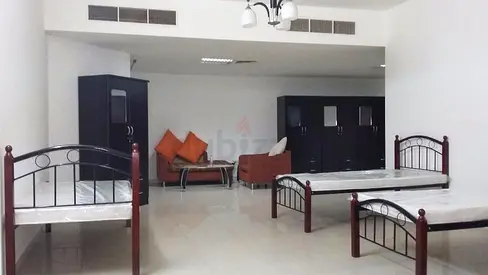 INDIAN GENTS/BACHELORs BIG ROOM AVAILABLE – Near To ADCB/BurJuman Metro Exit-1- KARAMA
