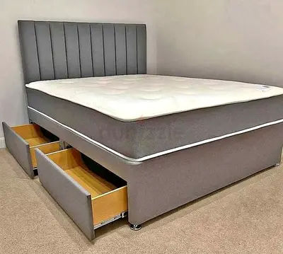 Light gray colour 180*200 king size Bed with drawers