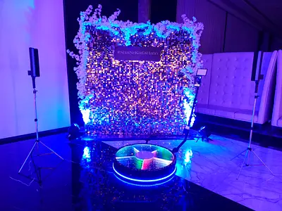 Glass 360 videobooth for sale