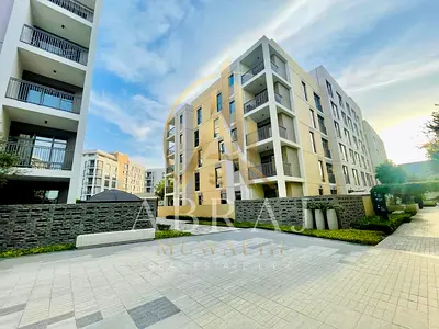 King size 1bhk with sami close kitchen 2 bath and balcony in gated community