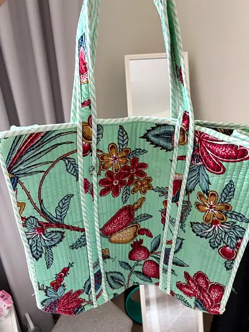 Lightweight Floral Quilted Tote Bag with Long Handles
