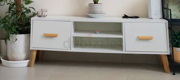 White Low TV Console / Media Unit with Wooden Legs - Good Condition