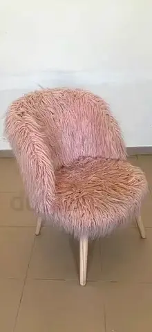 Pink Faux Fur Accent Chair with Wooden Legs - Good Condition