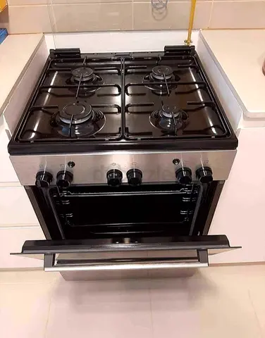 Bosch New Model Gas cooker 60cm excellent condition