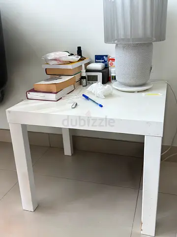 2 White square side tables / bedside tables in good condition