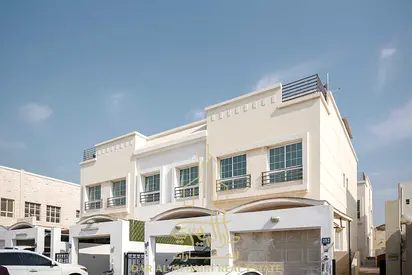 PRIME LOCATION IN MIRDIFF 3 B/R VILLA AVAILABLE
