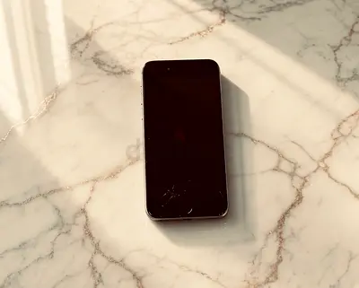 iPhone 6s 64gb