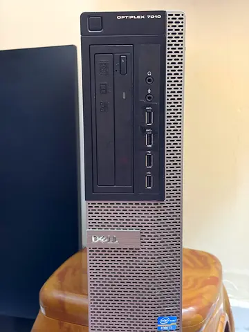 Dell OptiPlex 7010 Small Form Factor Desktop - Intel i7, HDD, USB Front Ports