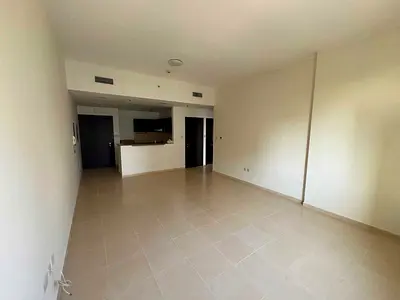 1BR Specious Layout with Covered Parking
