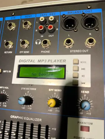 Professional power mixer.