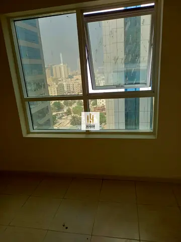 شقة مكونة من غرفتي نوم وصالة (2BHK) للبيع في أبراج أورينت، عجمان (إطلالة على الخور)
