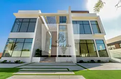 Luxury Brand New Independent 6 BED VILLA | Private Pool | LIFT