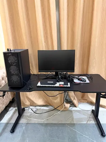 Gaming PC Setup with Desk & Monitor – i7-9700, RTX 2060 Super, 32GB RAM