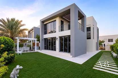 Spacious 4 bed | Private Garden | Vacant