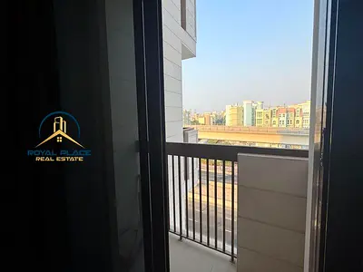 Spacious 2 bedrooms| Next to metro | Ready to move