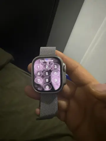 Used Apple Watch-style Smartwatch with Milanese Loop - Working Condition