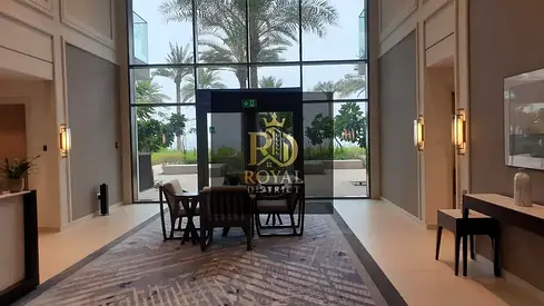 DISTRESS DEAL | 4TH FLOOR WITH HUGE TERRACE | FULL SEA AND PARK VIEW | GOOD DAILY INVESTMENT UPTO 25% ROI | SUPER PRIME LOCATION