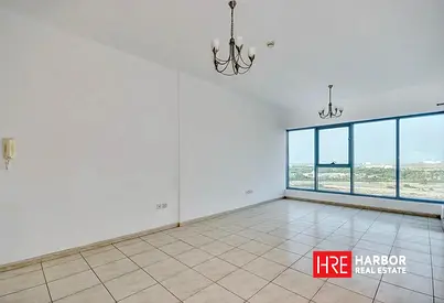 Corner Unit | Vacant on Transfer | Spacious