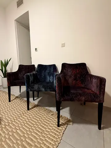 Kare Design "Mode" Fancy Chair with Armrests. Serious enquiries only!