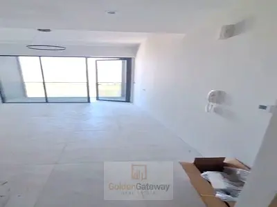 Canal View Studio | Balcony | Amal Tower, Sports City