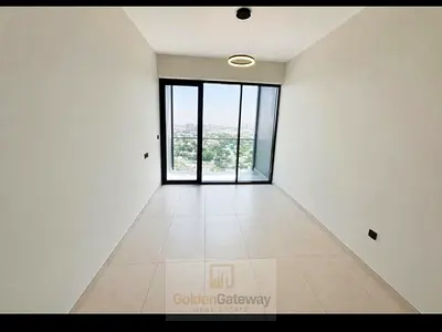 Canal View Studio | Balcony | Amal Tower, Sports City