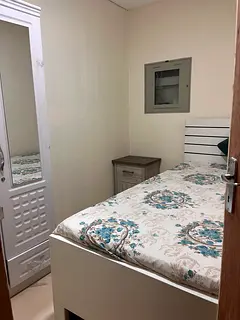Men available partition with parking clean and quiet