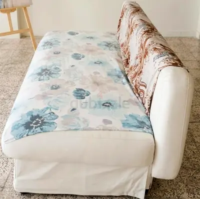 Highly Functional Sofa-Cum-Bed with Large Storage – Excellent Condition!