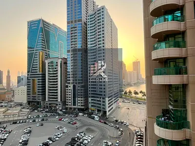 سعر مميز || فرصة استثمارية رائعة || للسكن أو الاستثمار || شقة غرفتين نوم في مجاز 2 || قلب الشارقة || وقع متميز