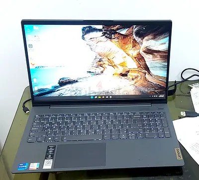 Lenovo Laptop Core i7/11th Gen
