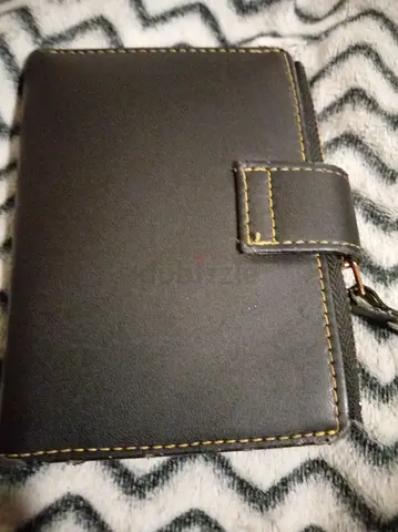 Hello..
I found a ladies purse this morning in carlift area, dubai