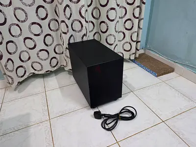 Jamo Active Powered Subwoofer (8-inch 200 Watts) in excellent working condition