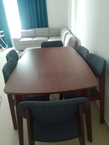 Dining table with 6 chairs