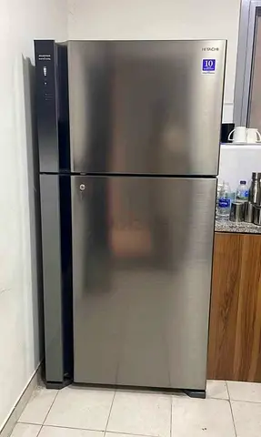 Hitachi refrigerator 710 liter capacity top mount freezer new model same like a new condition