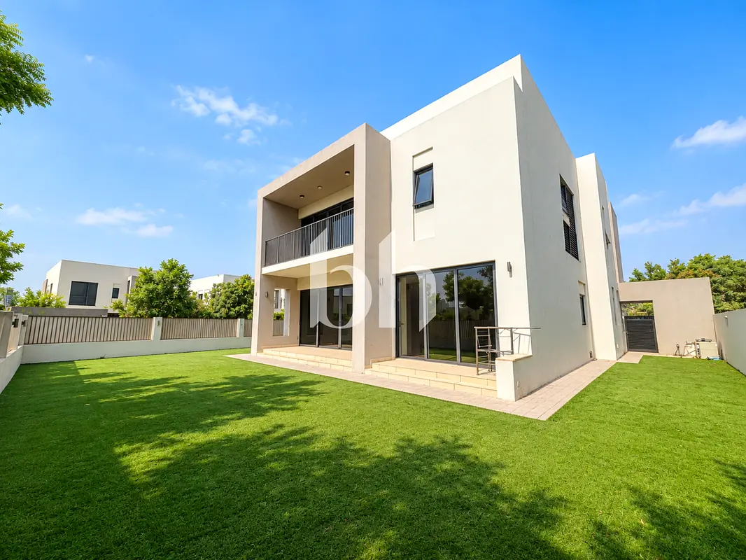 Prime Location | Private Garden | Greenbelt
