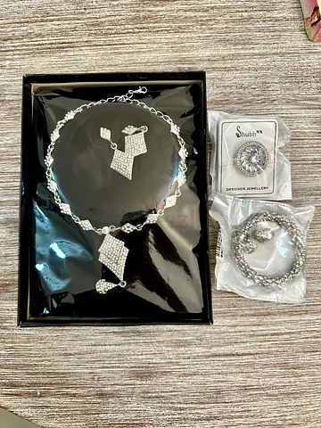 Silver-tone necklace & earring set with matching bracelet & ring