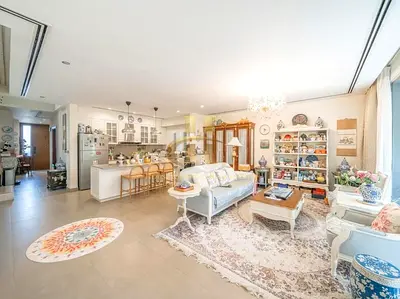 Elegant | Bright Option | Ready to Move | Fully furnished