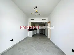 1 BR Apartment with Landmark View and Balcony