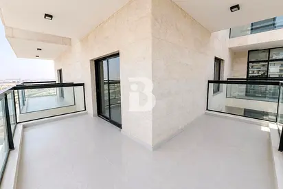 Premium Living | Bright Interiors | Brand New