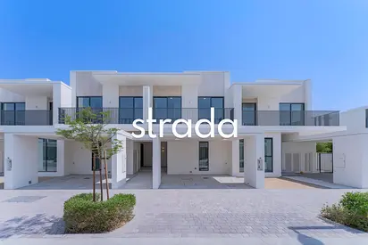 Available Now | Close To Pool & Gym | One Cheque