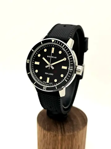 Benrus SEA LORD DIVE WATCH