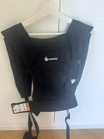 Ergobaby Baby Carrier (Black) - Comfortable Front Carrier